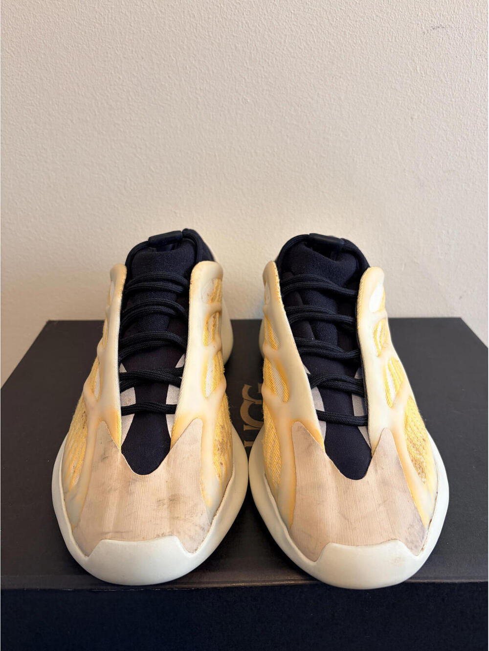Adidas Yeezy 700 V3 Mono Safflower Shoes (Size 11)